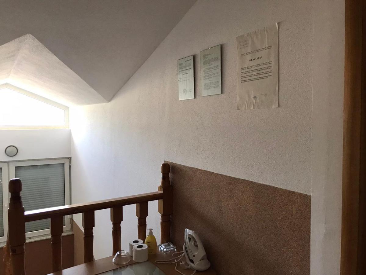 Apartmani Dino ブラガイ エクステリア 写真