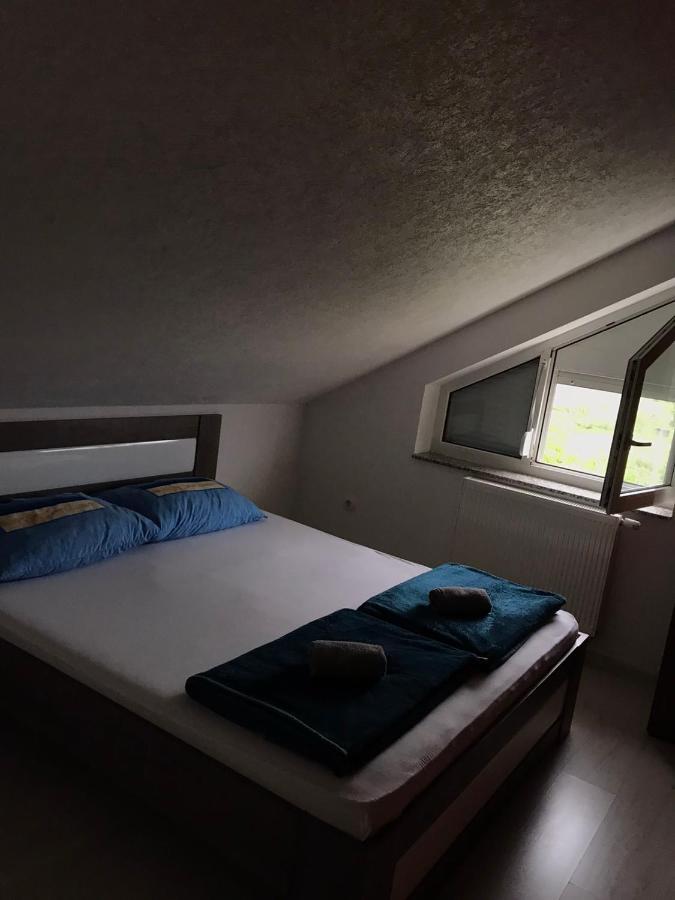 Apartmani Dino ブラガイ エクステリア 写真