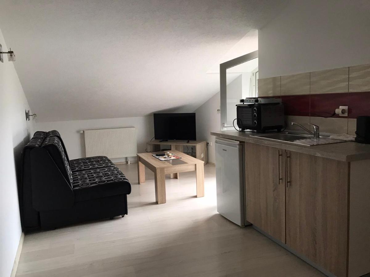 Apartmani Dino ブラガイ エクステリア 写真